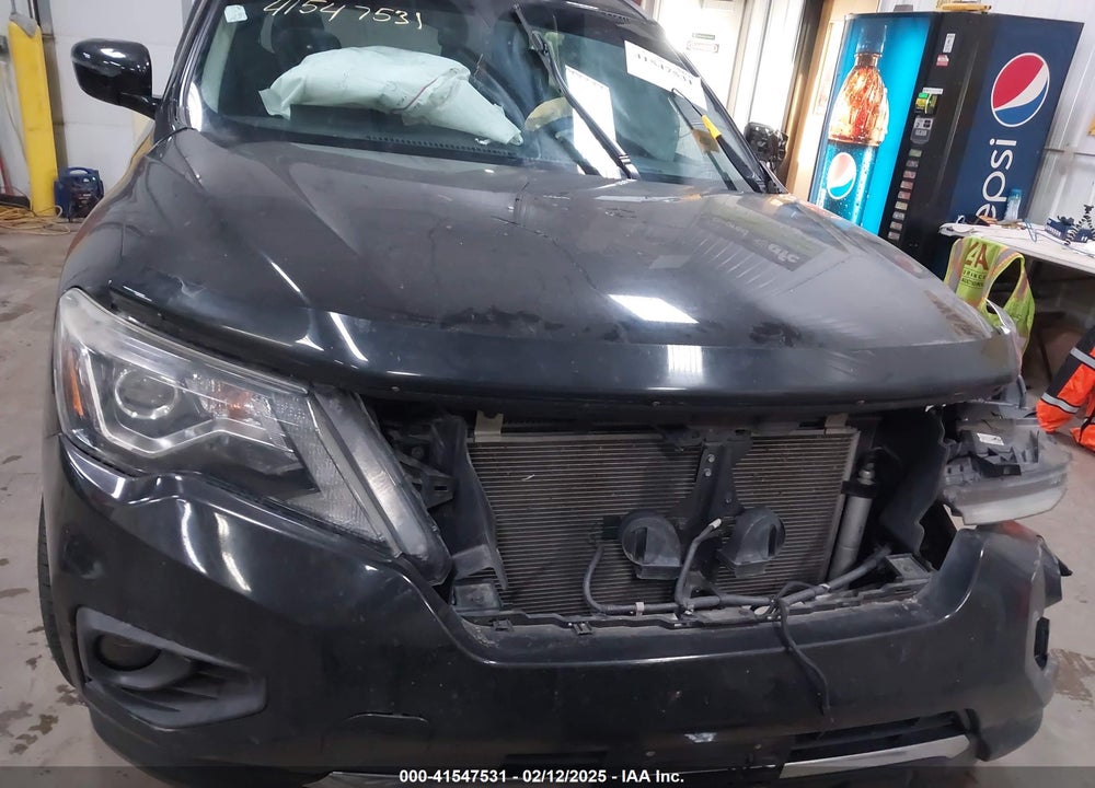 2017 NISSAN PATHFINDER VIN: 5N1DR2MM3HC622517
