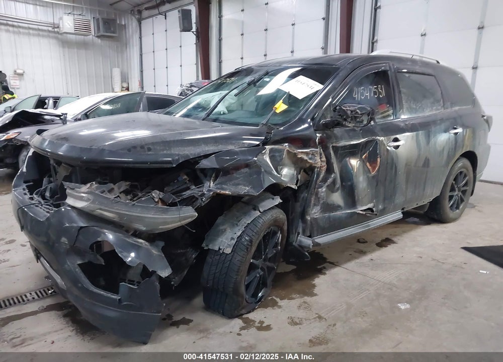 2017 NISSAN PATHFINDER VIN: 5N1DR2MM3HC622517