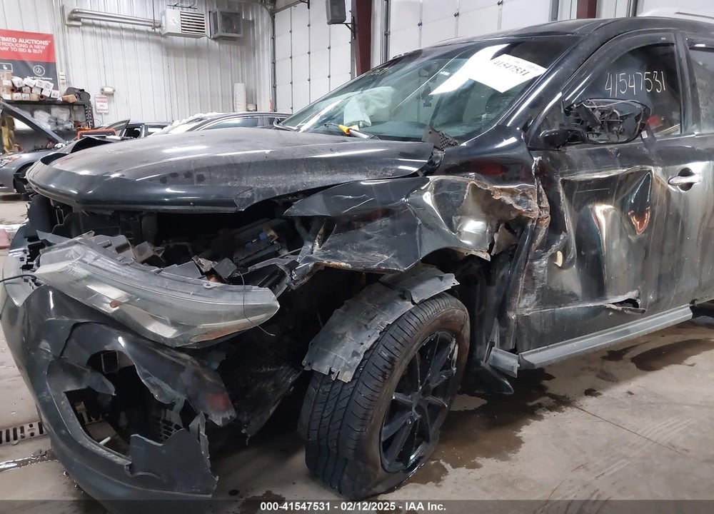 2017 NISSAN PATHFINDER VIN: 5N1DR2MM3HC622517