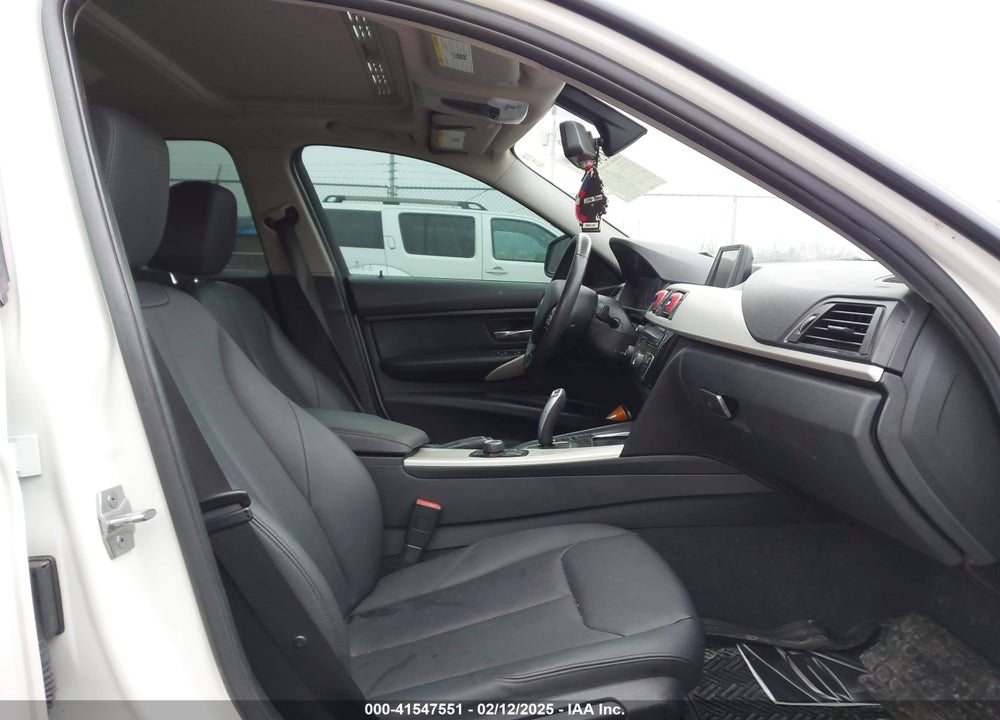 2017 BMW 320I XDRIVE VIN: WBA8A3C32HK692038