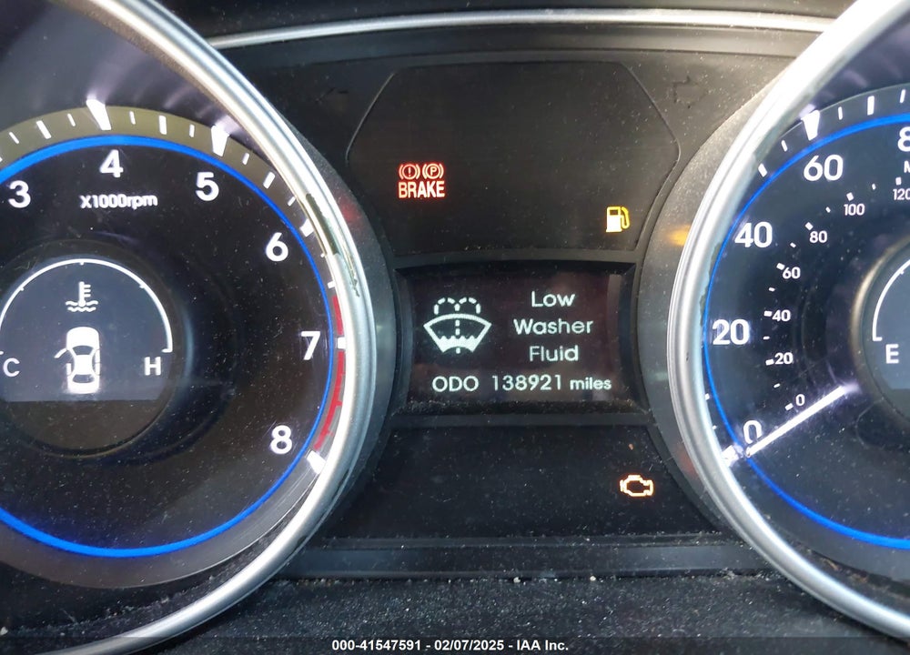 2011 HYUNDAI SONATA VIN: 5NPEB4AC1BH252281
