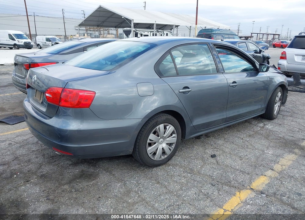2013 VOLKSWAGEN JETTA VIN: 3VW2K7AJ0DM368021