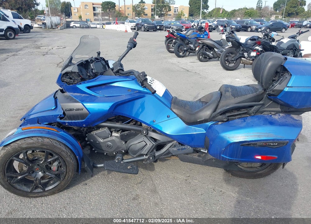 2019 CAN-AM SPYDER ROADSTER F3-T/F3 LIMITED VIN: 2BXREDD29KV000879