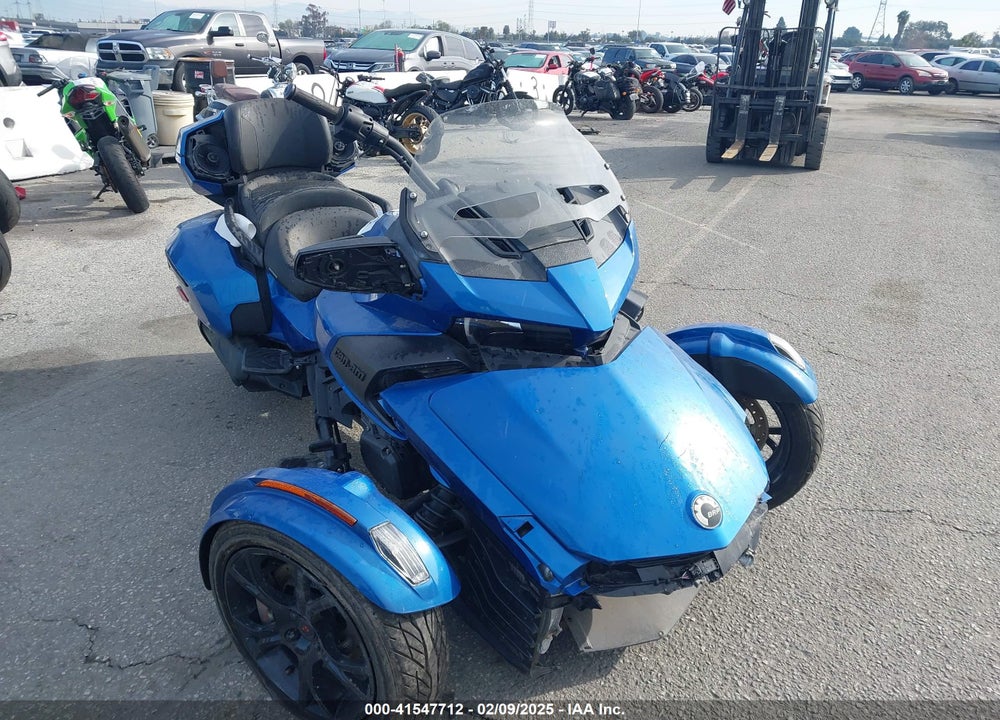 2019 CAN-AM SPYDER ROADSTER F3-T/F3 LIMITED VIN: 2BXREDD29KV000879