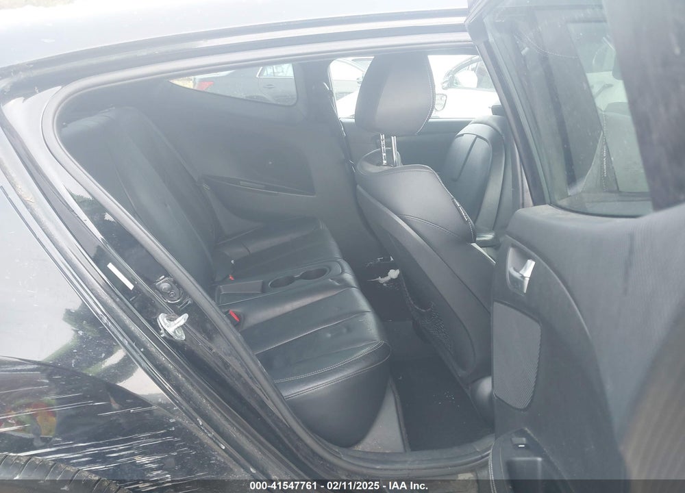 2013 HYUNDAI VELOSTER VIN: KMHTC6AE8DU159179