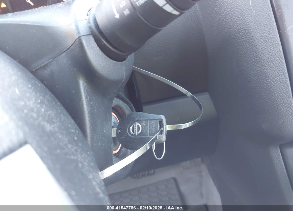 2011 NISSAN ROGUE S VIN: JN8AS5MT8BW181143