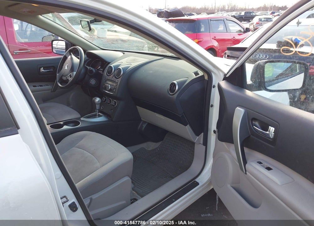 2011 NISSAN ROGUE S VIN: JN8AS5MT8BW181143