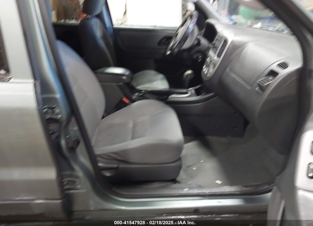 2006 FORD ESCAPE XLT/XLT SPORT VIN: 1FMYU93176KD26077