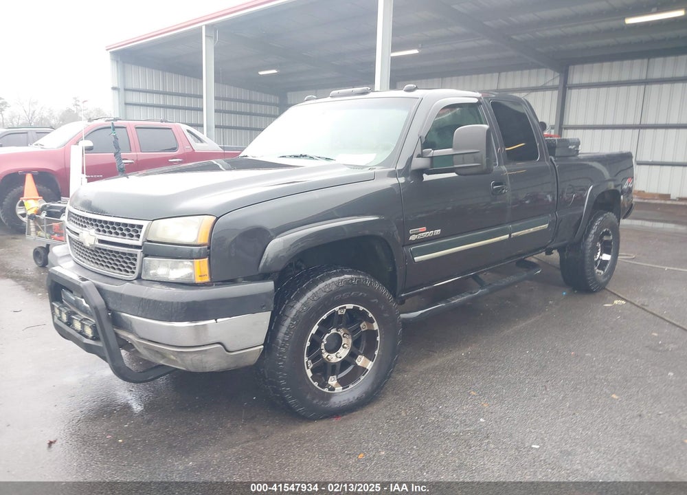 2005 CHEVROLET SILVERADO 2500HD LS VIN: 1GCHK29225E191556