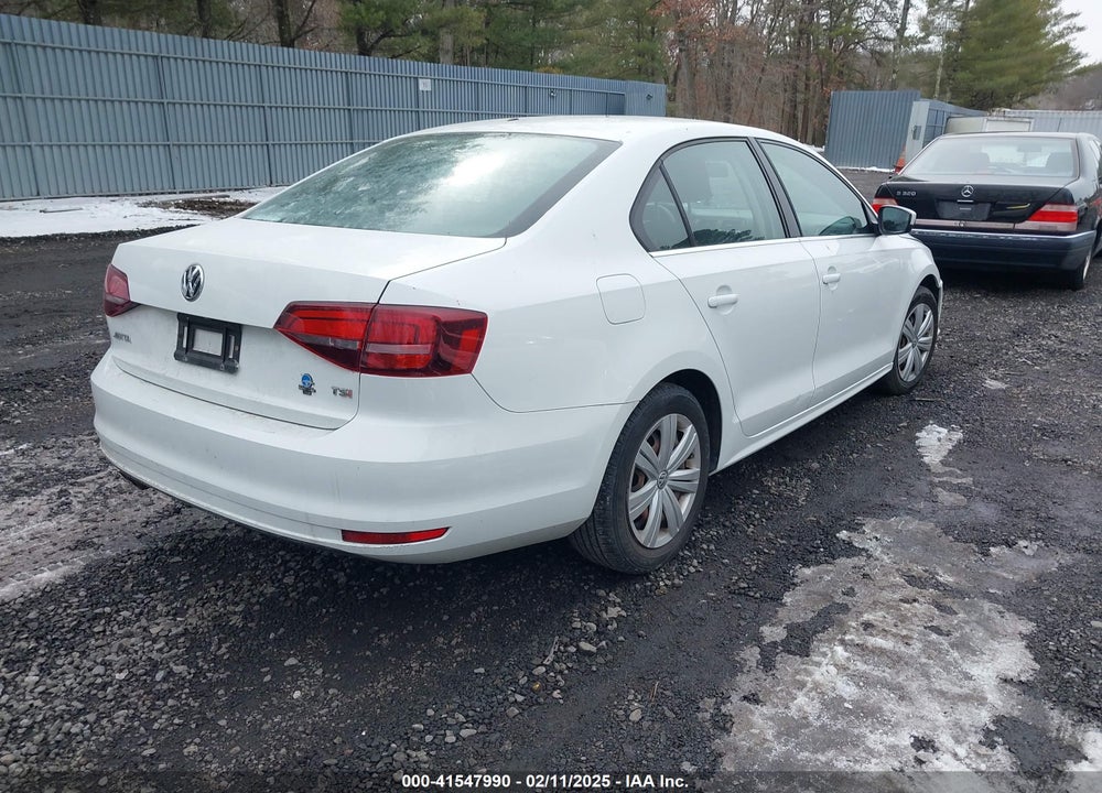 2017 VOLKSWAGEN JETTA VIN: 3VW2B7AJ8HM224240