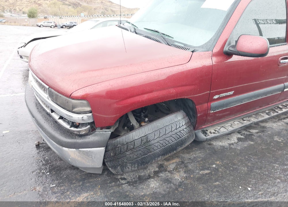 2001 CHEVROLET TAHOE LT VIN: 1GNEC13T91R195058