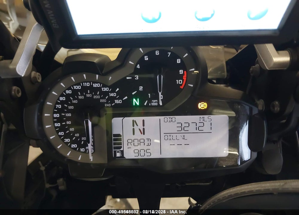 2015 BMW R1200 GS ADVENTURE VIN: WB10A1203FZ097177