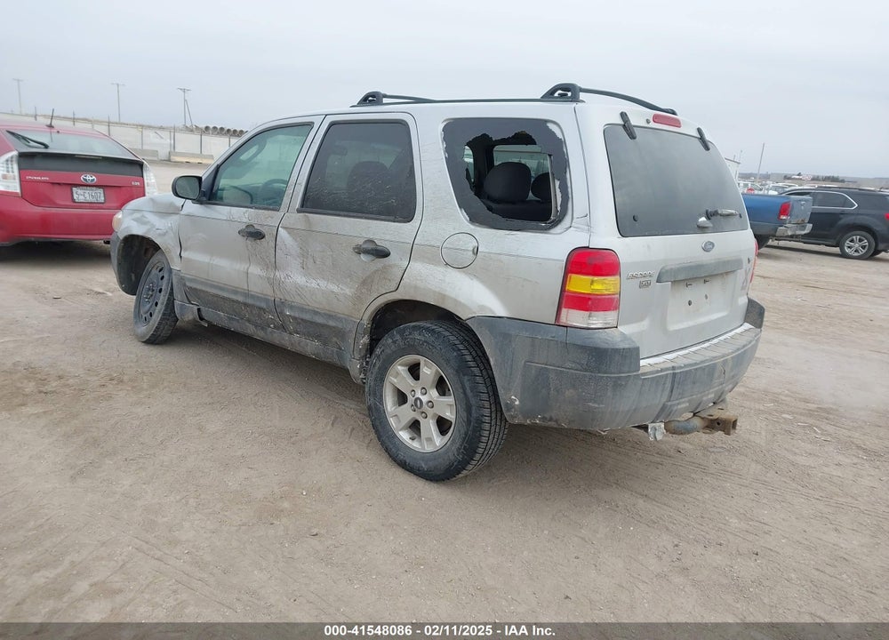 2005 FORD ESCAPE XLT VIN: 1FMYU93125KD17799