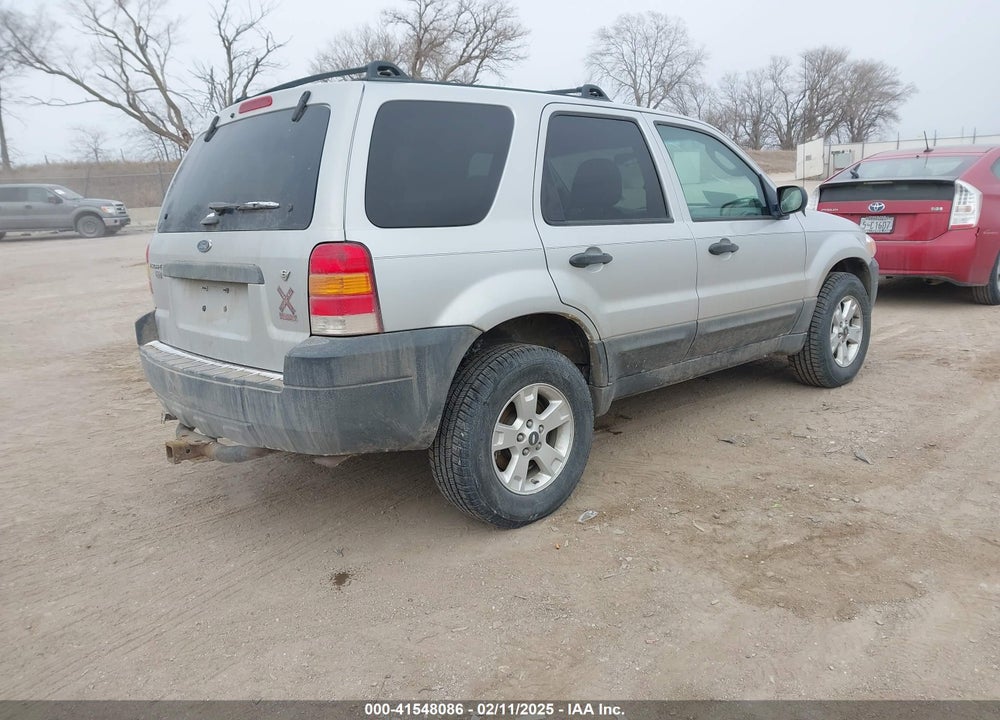 2005 FORD ESCAPE XLT VIN: 1FMYU93125KD17799