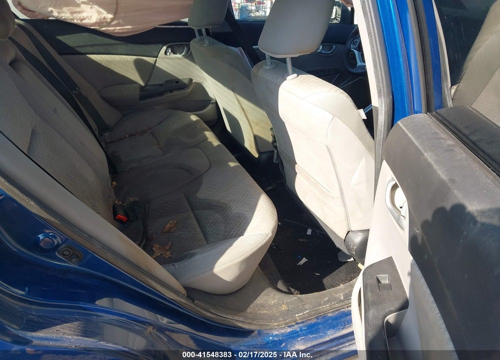 2014 HONDA CIVIC VIN: 19XFB2F83EE077053