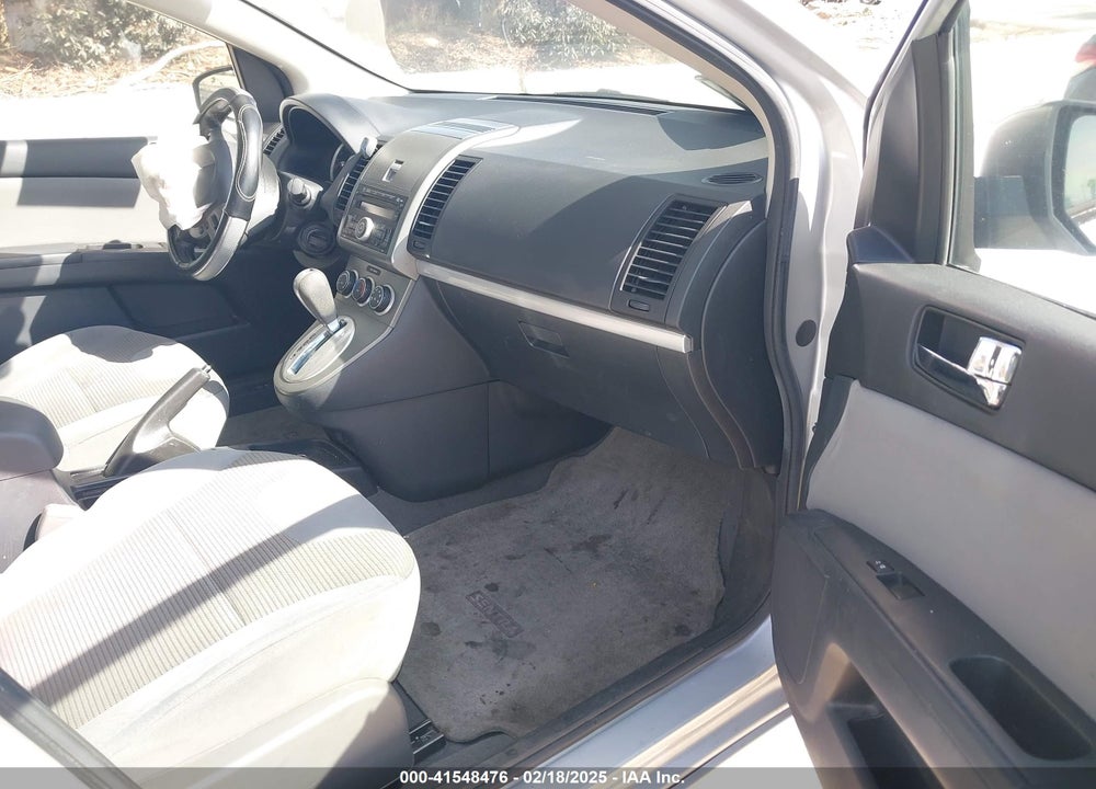 2011 NISSAN SENTRA 2.0SR VIN: 3N1AB6AP2BL690257