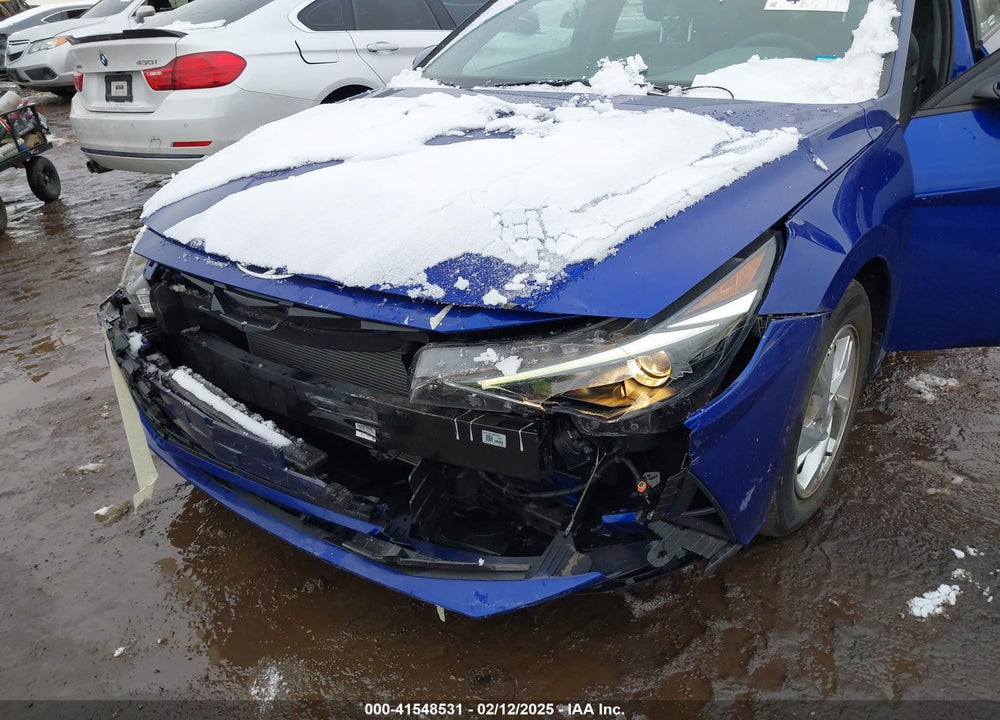 2022 HYUNDAI ELANTRA VIN: KMHLL4AGXNU345829