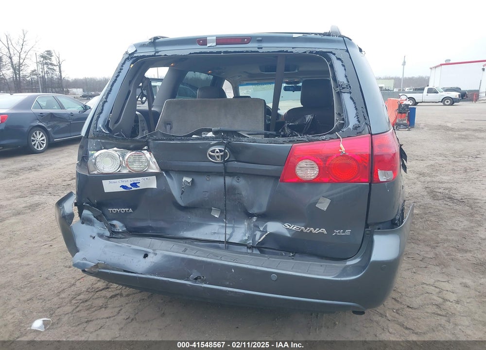 2007 TOYOTA SIENNA XLE VIN: 5TDZK22C07S059464
