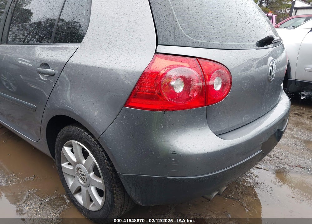 2009 VOLKSWAGEN RABBIT VIN: WVWDB71K69W142447