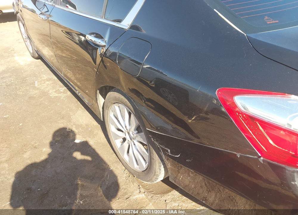 2013 HONDA ACCORD VIN: 1HGCR2F8XDA006627