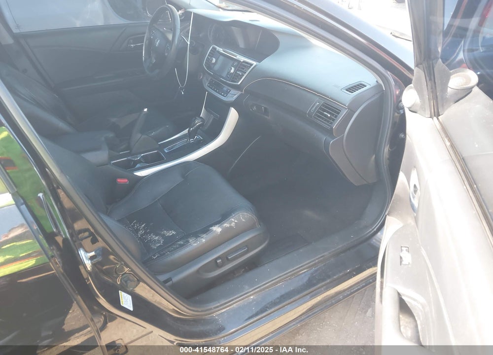 2013 HONDA ACCORD VIN: 1HGCR2F8XDA006627