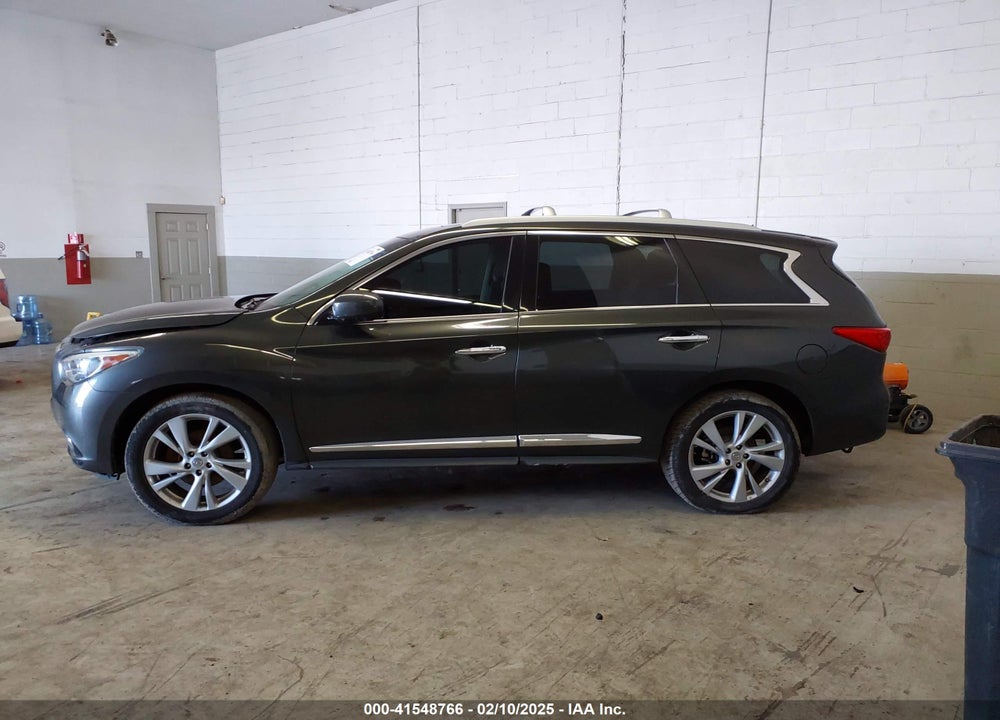 2013 INFINITI JX35 VIN: 5N1AL0MM8DC311202