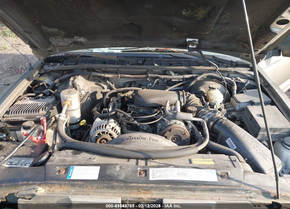 2000 CHEVROLET BLAZER LT VIN: 1GNDT13W2Y2282227