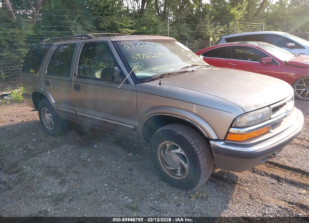 2000 CHEVROLET BLAZER LT VIN: 1GNDT13W2Y2282227