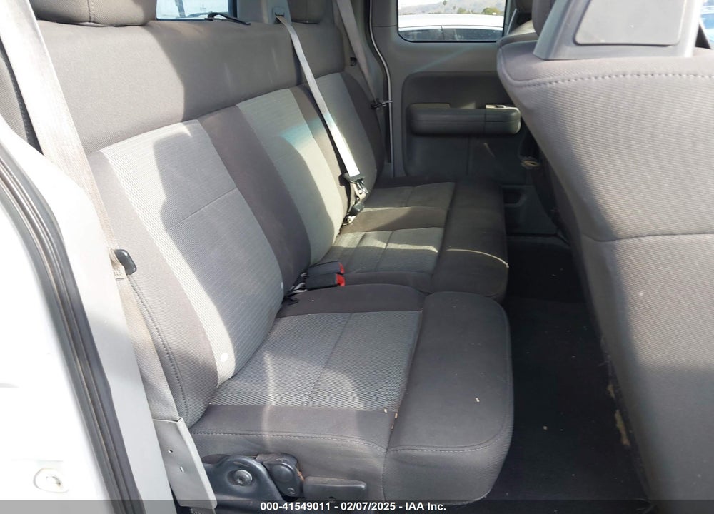 2005 FORD F-150 STX/XL/XLT VIN: 1FTRX12W15KB74021