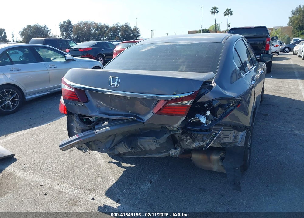2017 HONDA ACCORD VIN: 1HGCR2F34HA035034