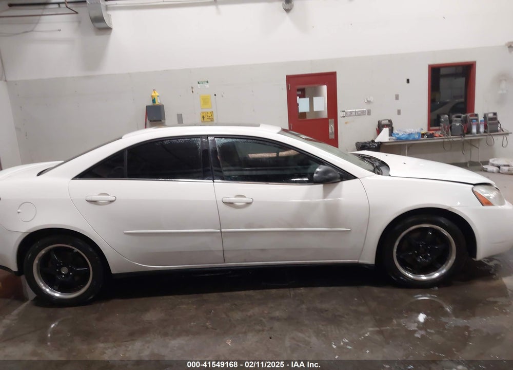 2005 PONTIAC G6 GT VIN: 1G2ZH528754142463