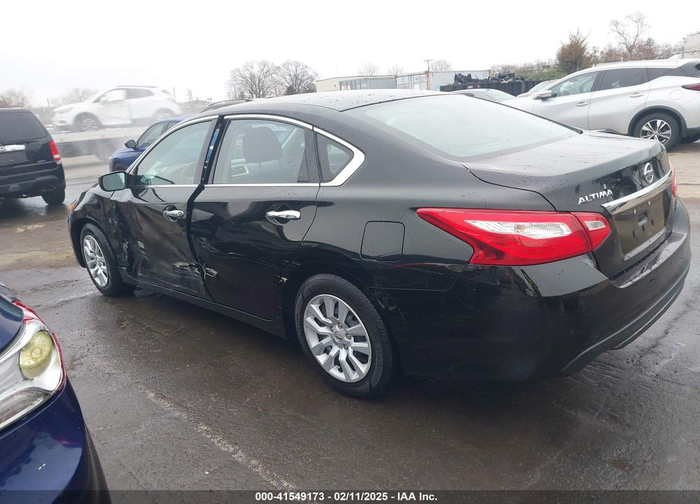 2017 NISSAN ALTIMA VIN: 1N4AL3APXHC147645