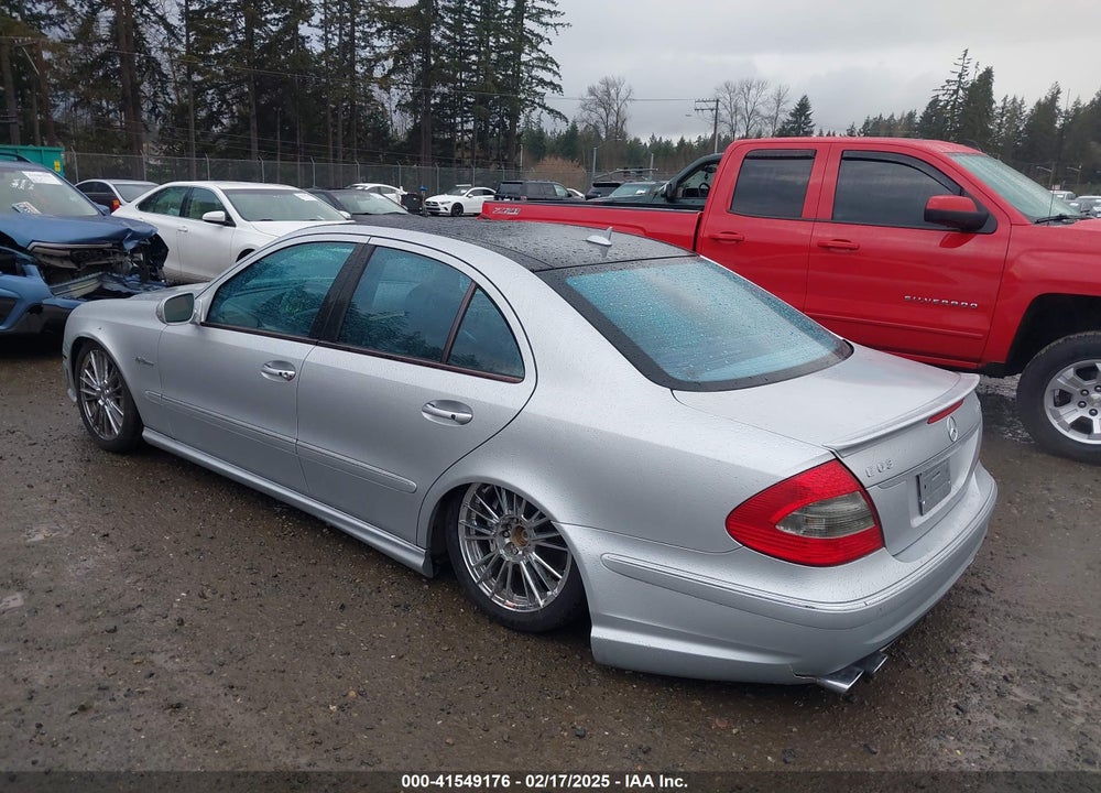2007 MERCEDES-BENZ E 63 AMG VIN: WDBUF77X37B042817