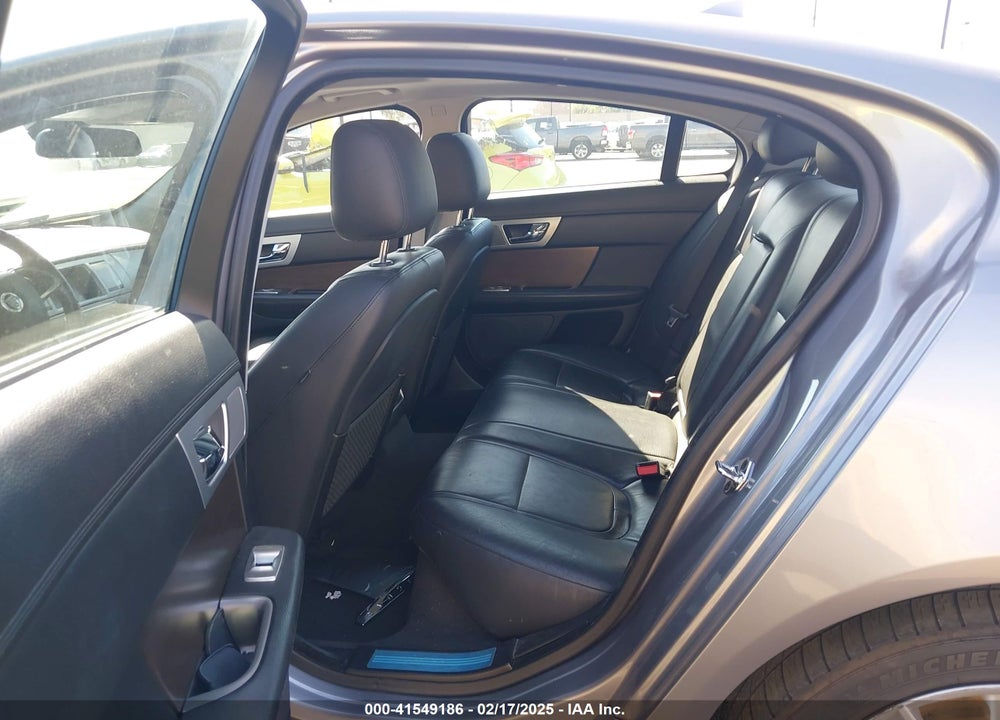 2013 JAGUAR XF VIN: SAJWA0ES5DPU05285