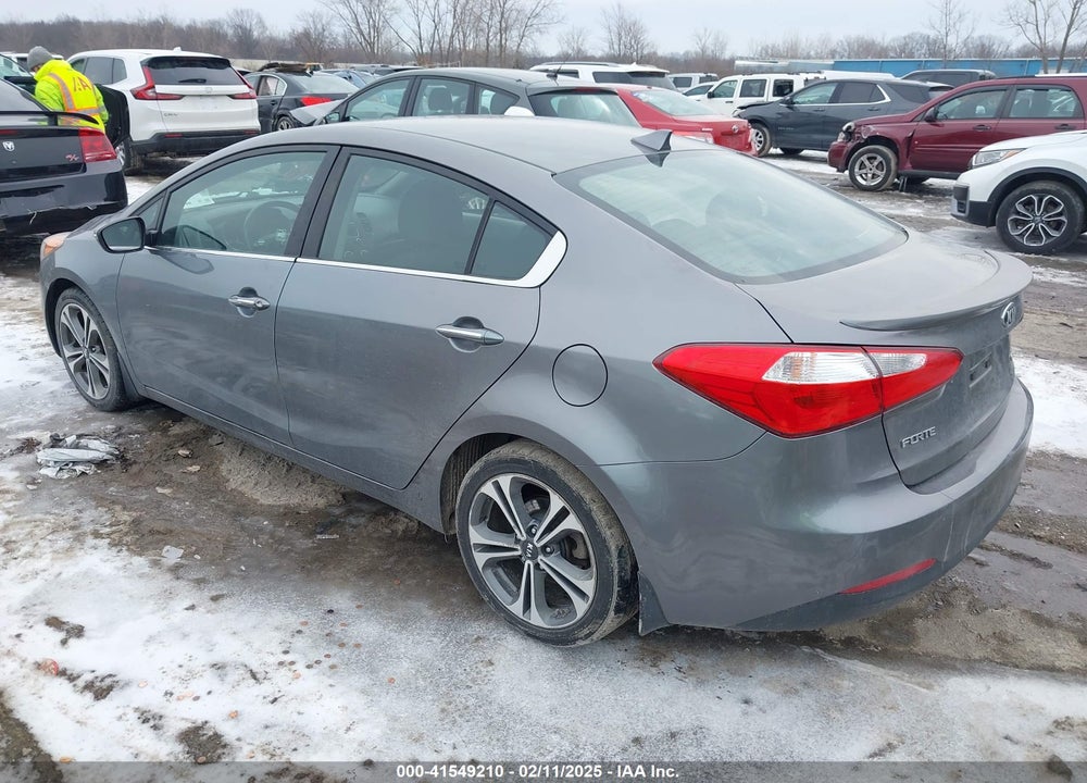2015 KIA FORTE EX VIN: KNAFX4A8XF5365179