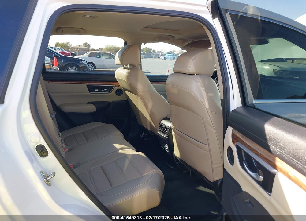 2019 HONDA CR-V VIN: 7FARW2H88KE060368