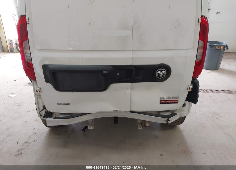 2018 RAM PROMASTER CITY TRADESMAN VIN: ZFBERFAB9J6L08400
