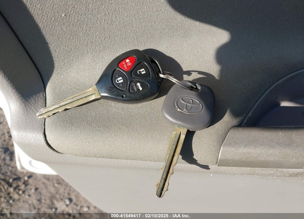 2012 TOYOTA COROLLA LE VIN: 2T1BU4EE1CC775801