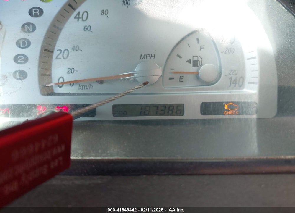 2004 TOYOTA CAMRY LE/SE/STD/XLE VIN: 4T1BE32KX4U811132