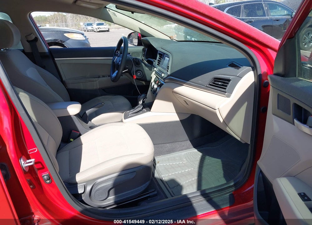 2019 HYUNDAI ELANTRA VIN: KMHD74LF5KU789208