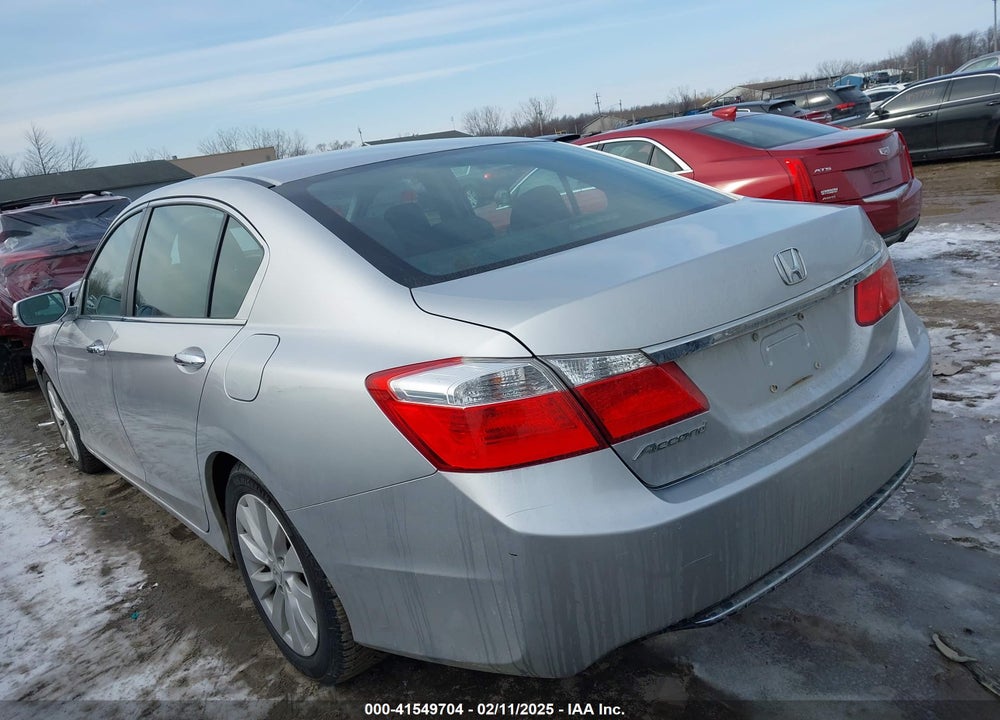 2013 HONDA ACCORD VIN: 1HGCR2F77DA013753