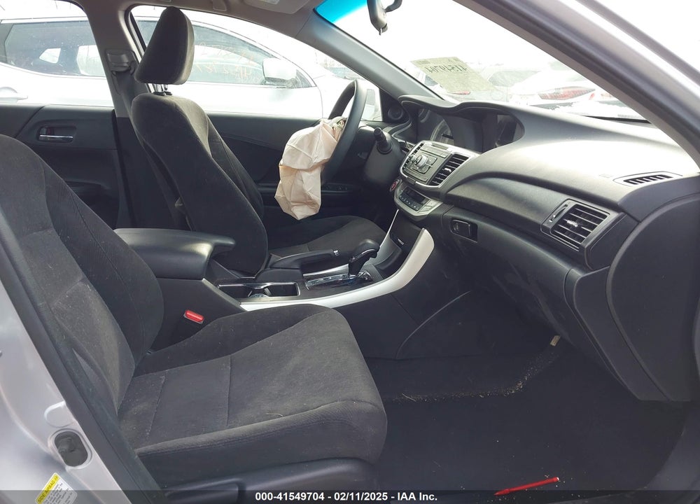 2013 HONDA ACCORD VIN: 1HGCR2F77DA013753