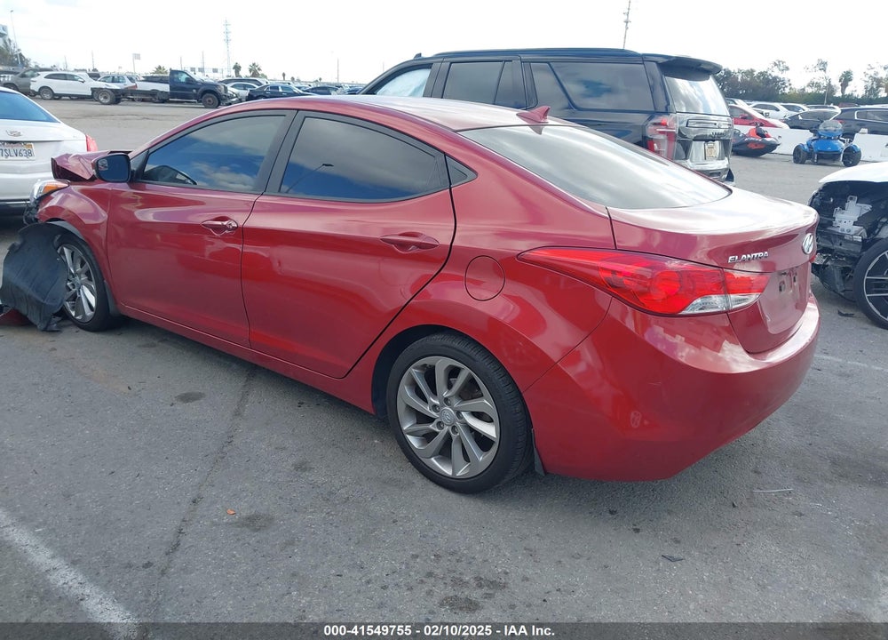 2013 HYUNDAI ELANTRA VIN: KMHDH4AE3DU691918