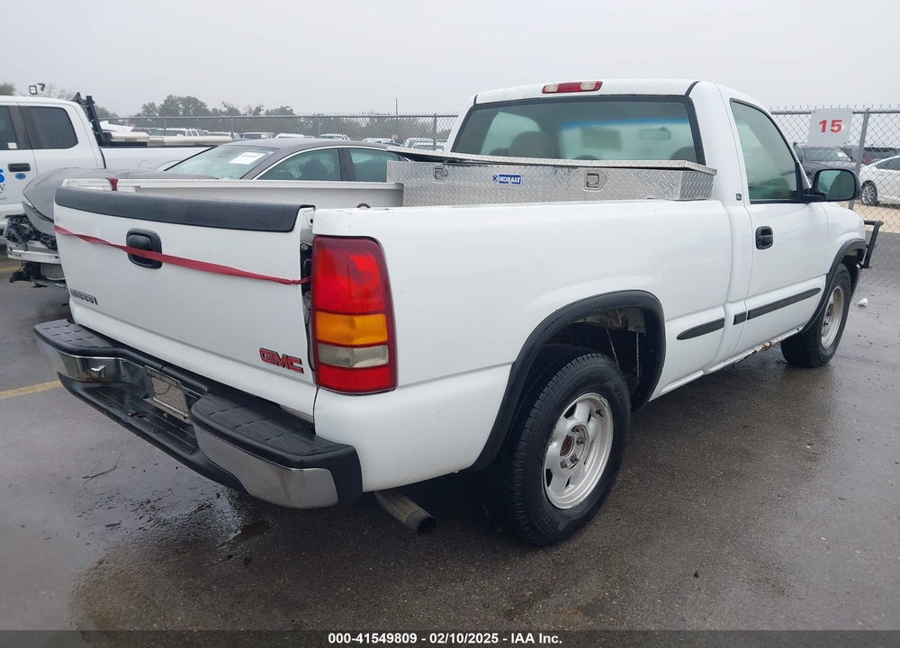 2000 GMC SIERRA 1500 SL VIN: 1GTEC14V6YZ226642