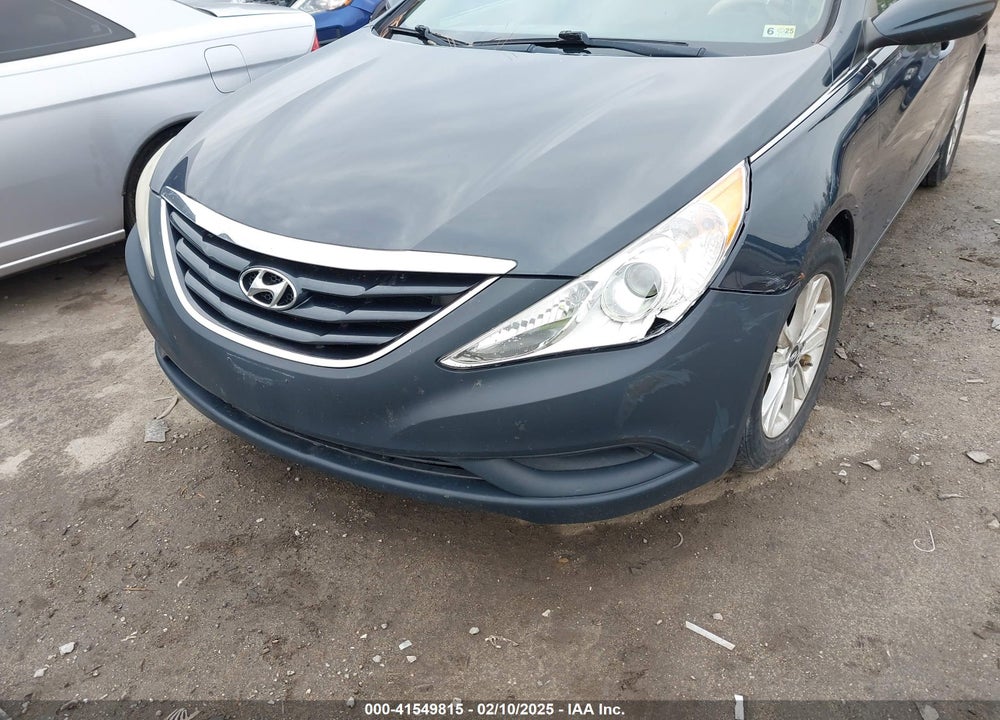2011 HYUNDAI SONATA VIN: 5NPEB4AC7BH113904