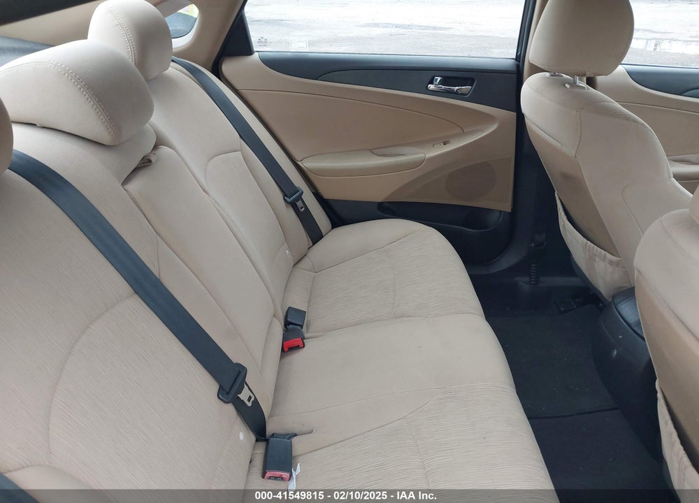 2011 HYUNDAI SONATA VIN: 5NPEB4AC7BH113904