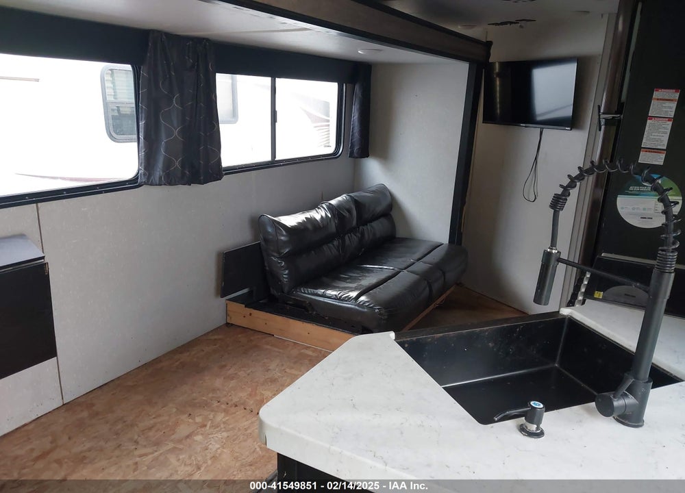 2021 FOREST RIVER OTHER VIN: 4X4TCKE26MX149689