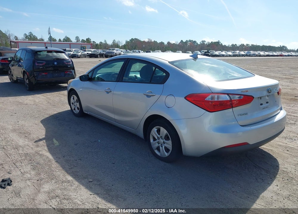 2015 KIA FORTE LX VIN: KNAFK4A6XF5298189