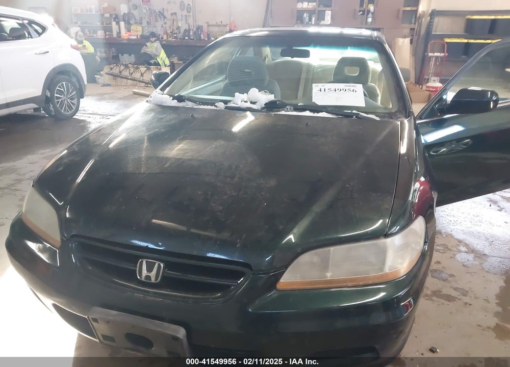 2001 HONDA ACCORD 2.3 EX VIN: 1HGCG32521A032366