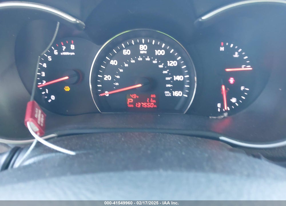 2015 KIA SORENTO VIN: 5XYKT4A68FG597492